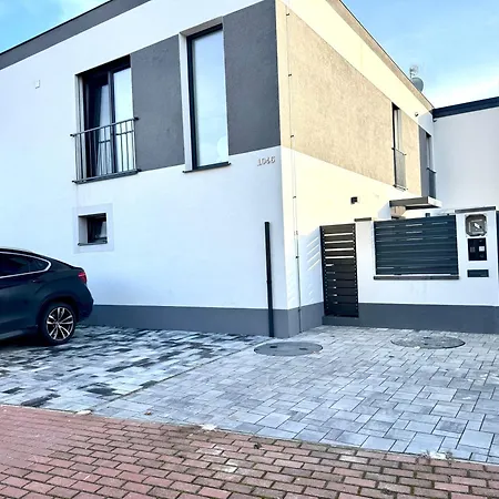 4 Modern Residence,spacious 2br Lejlighed